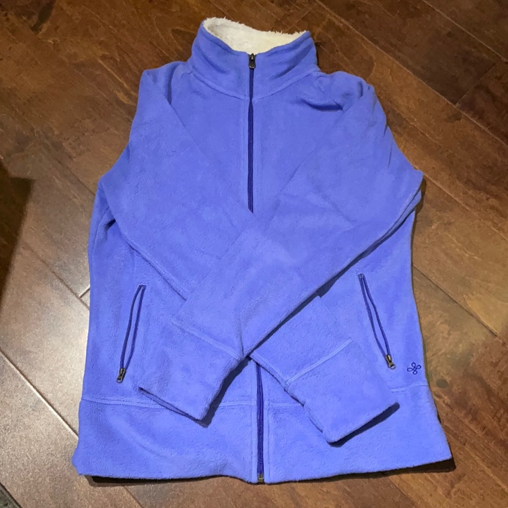 Denver Hayes Large Fleece